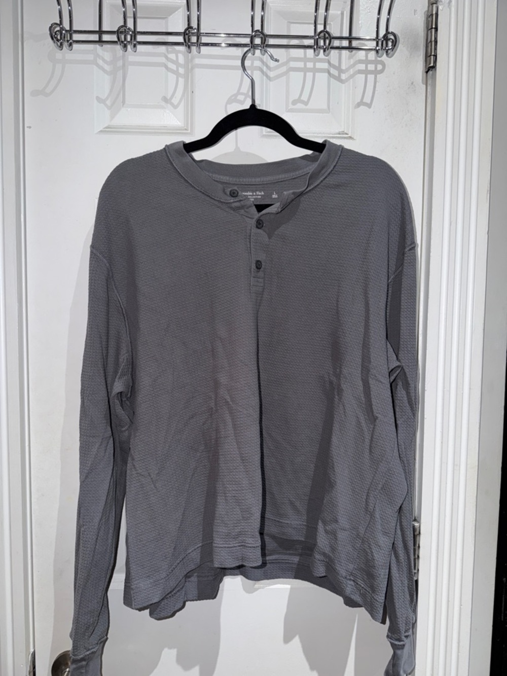 Abercrombie & Fitch Long Sleeve Henley in Gray